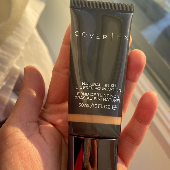 COVER FX Other - CoverFX Natural Finish Oil Free foundation - shade G50